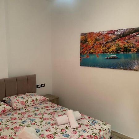 Adriatik Apartaments Sarandë Esterno foto