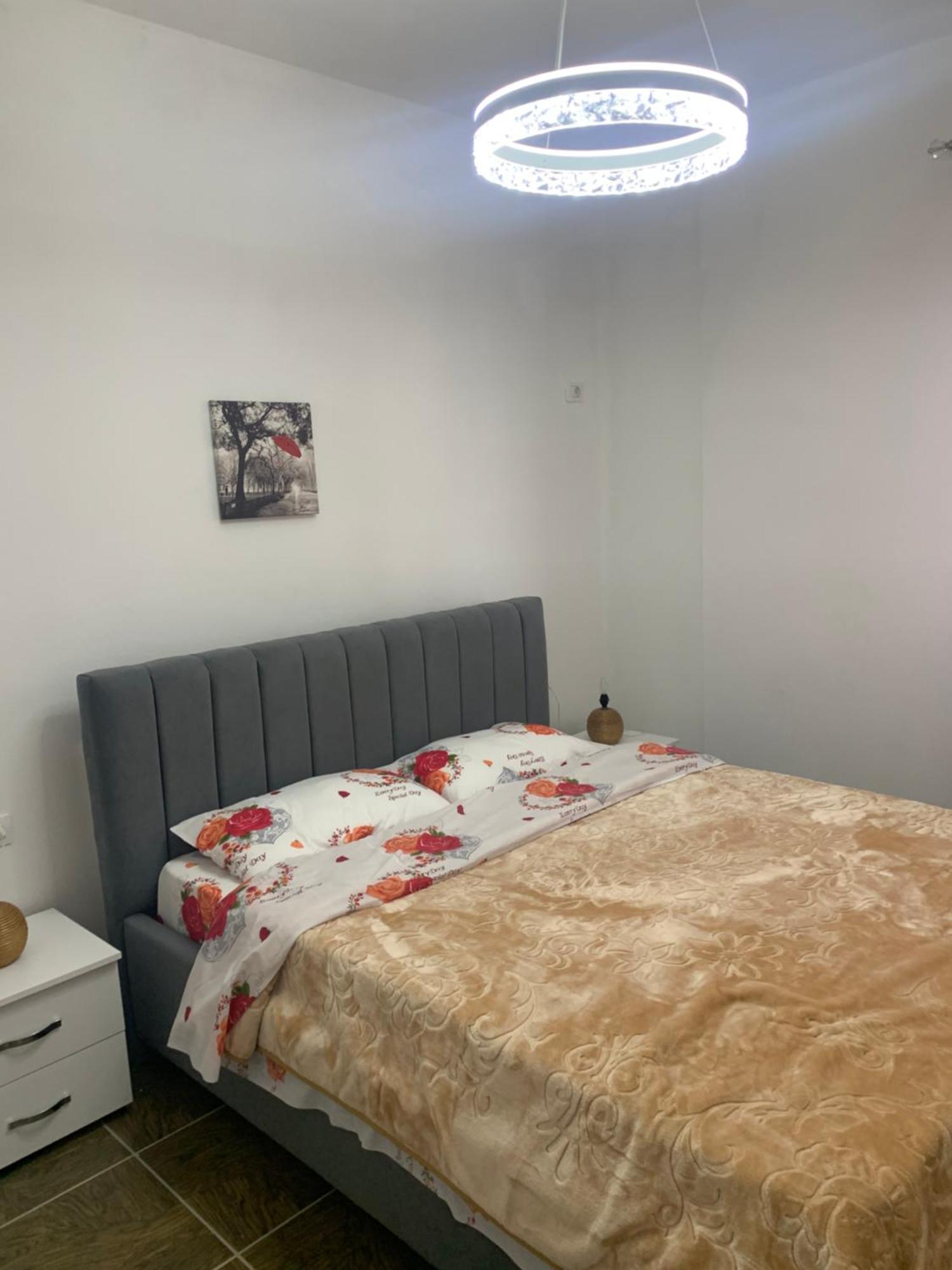 Adriatik Apartaments Sarandë Esterno foto