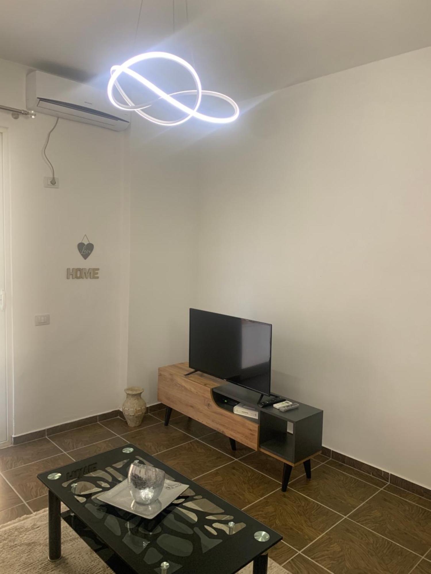 Adriatik Apartaments Sarandë Esterno foto