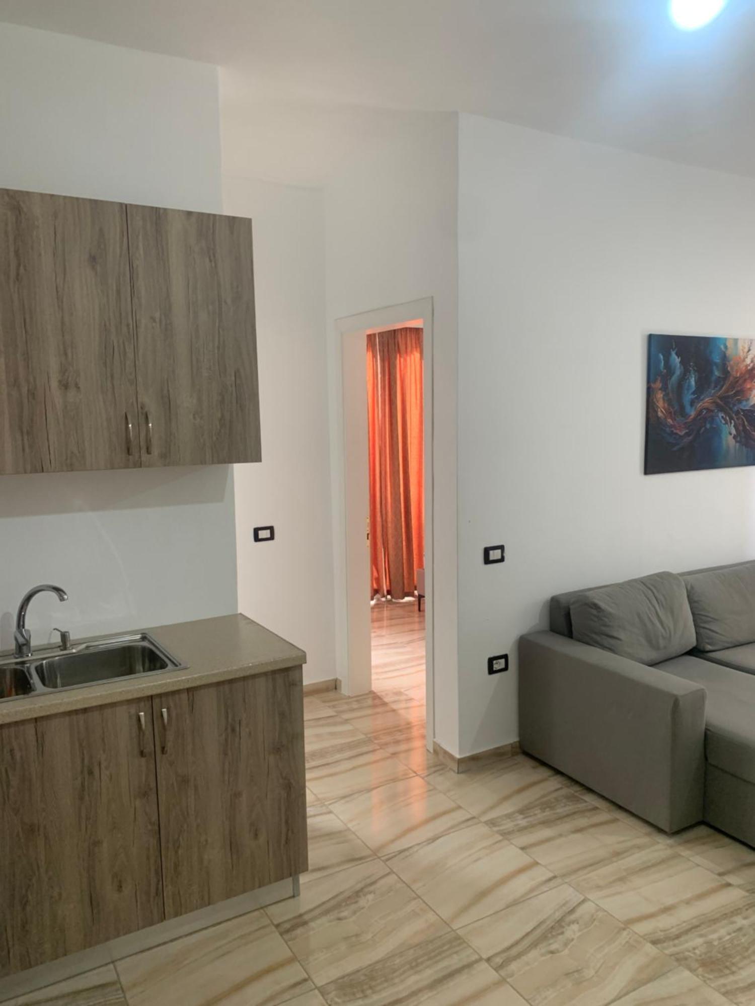 Adriatik Apartaments Sarandë Esterno foto