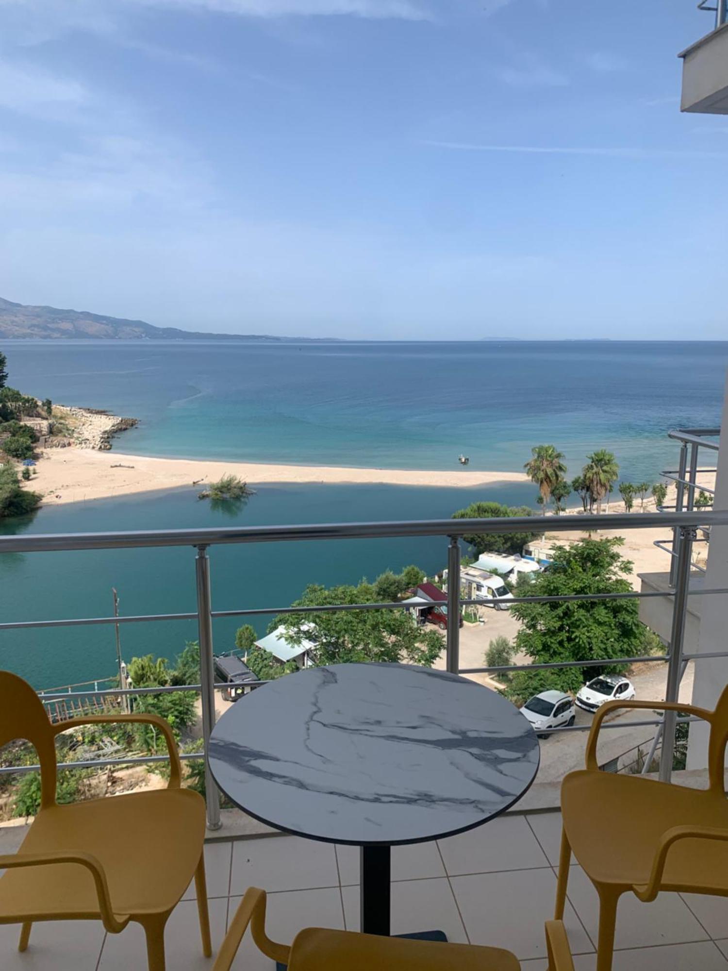 Adriatik Apartaments Sarandë Esterno foto